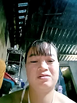 Snapshot of Noelle-e chatting on November 19, 2025, 3:28 am Noelle-e online show from November 19, 2025, 3:28 am