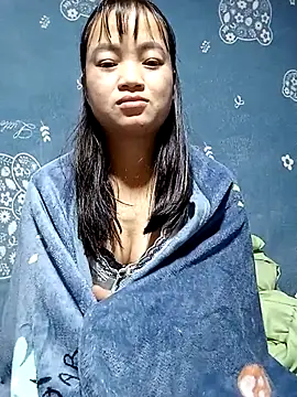 Snapshot of Noelle-e chatting on December 15, 2025, 10:52 am Noelle-e online show from December 15, 2025, 10:52 am