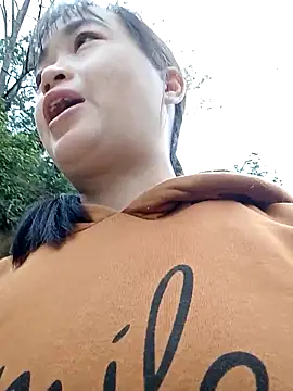 Snapshot of Noelle-e chatting on March 10, 2026, 12:48 am Noelle-e online show from March 10, 2026, 12:48 am