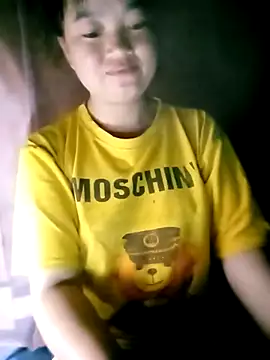 Snapshot of Noelle-e chatting on April 9, 2026, 10:15 pm Noelle-e online show from April 9, 2026, 10:15 pm