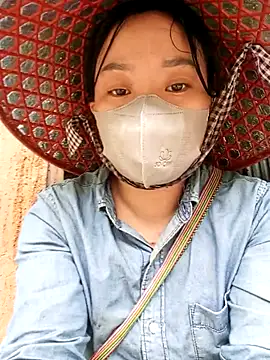 Phoena-a online show from April 19, 2026, 9:19 am