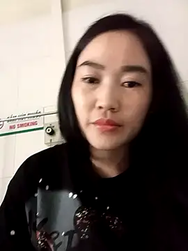 lemon-0 online show from November 3, 2025, 5:52 am