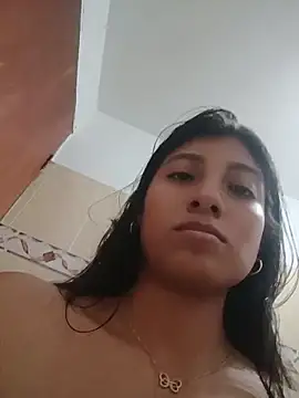 YeseniaRodriguez3 online show from June 12, 2026, 11:14 pm
