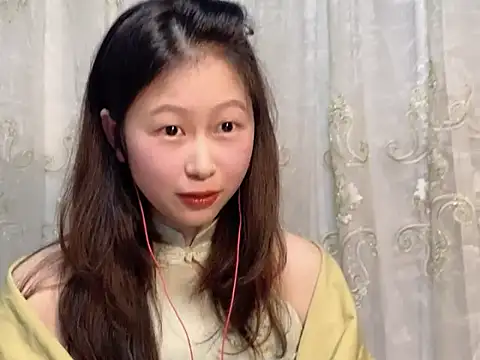 nuannuan35593 online show from October 25, 2025, 3:40 pm