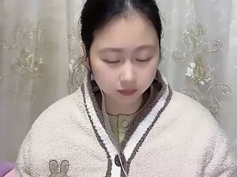 nuannuan35593 online show from January 10, 2026, 12:18 pm