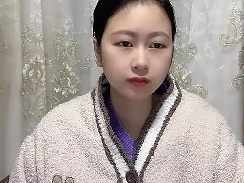 nuannuan35593 online show from January 12, 2026, 12:10 pm