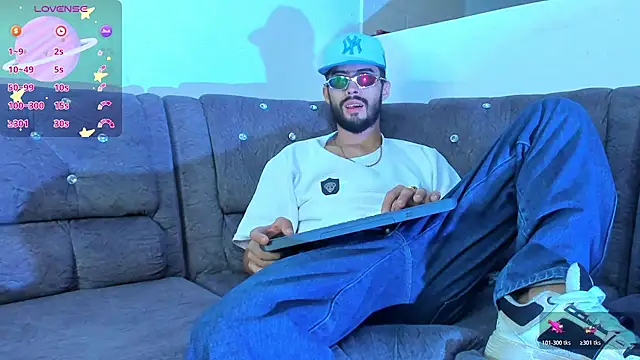 Snapshot of harold_777 chatting on February 10, 2026, 12:15 am harold 777 online show from February 10, 2026, 12:15 am