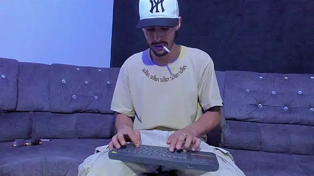 Snapshot of harold_777 chatting on March 22, 2026, 2:59 am harold 777 online show from March 22, 2026, 2:59 am