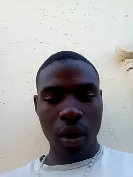 younggblackkCOCK19 online show from October 25, 2025, 3:40 pm