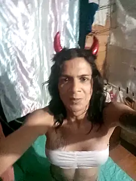 isidel online show from October 28, 2025, 11:40 pm