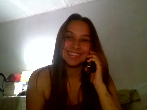 Snapshot of AmirahZahra_ chatting on November 13, 2025, 3:05 am AmirahZahra online show from November 13, 2025, 3:05 am