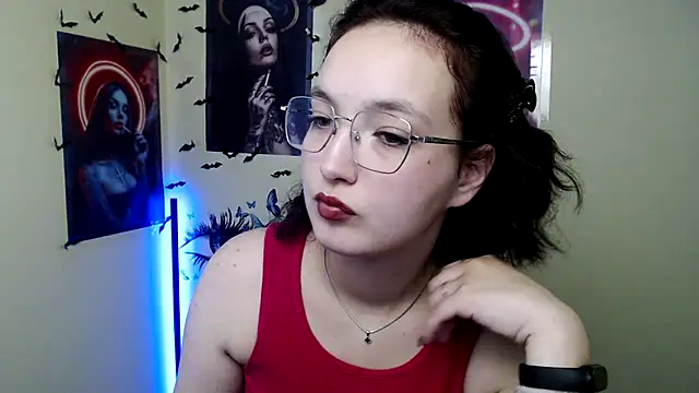 Snapshot of MissAriaa chatting on October 27, 2025, 1:26 pm MissAriaa online show from October 27, 2025, 1:26 pm