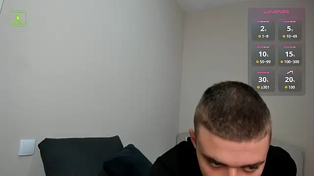 Snapshot of Ethan_Croft chatting on November 3, 2025, 6:47 am Ethan Croft online show from November 3, 2025, 6:47 am