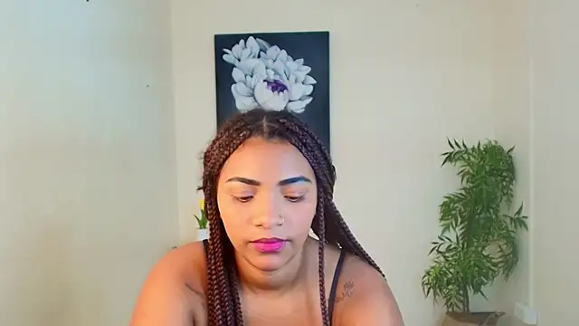 nyra kc online show from November 6, 2025, 3:07 am