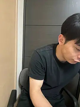 Snapshot of miyabi_yabi chatting on May 12, 2026, 2:25 pm miyabi yabi online show from May 12, 2026, 2:25 pm