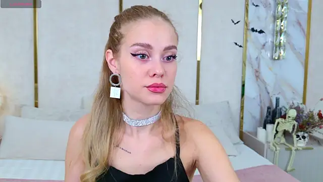 Snapshot of Rose_Masson chatting on November 1, 2025, 5:20 am Rose Masson online show from November 1, 2025, 5:20 am