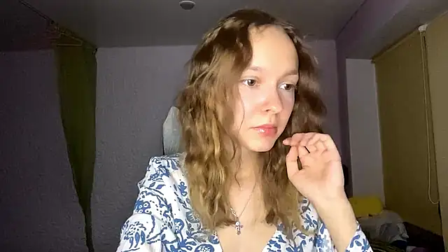 Snapshot of CannyTammy chatting on November 6, 2025, 1:12 pm CannyTammy online show from November 6, 2025, 1:12 pm