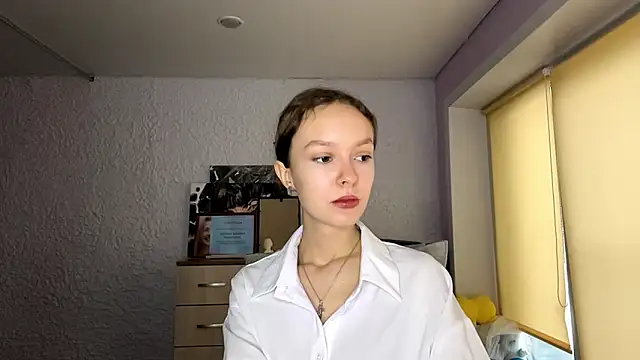 Snapshot of CannyTammy chatting on November 8, 2025, 9:31 am CannyTammy online show from November 8, 2025, 9:31 am