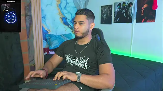 Tiler wolker online show from November 29, 2025, 4:15 am