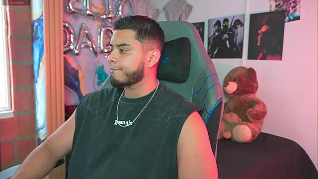 Tiler wolker online show from March 9, 2026, 8:35 pm