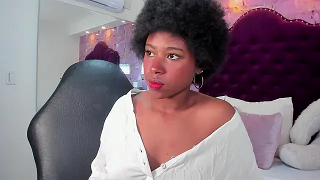 violeta ruizz online show from November 23, 2025, 1:00 pm