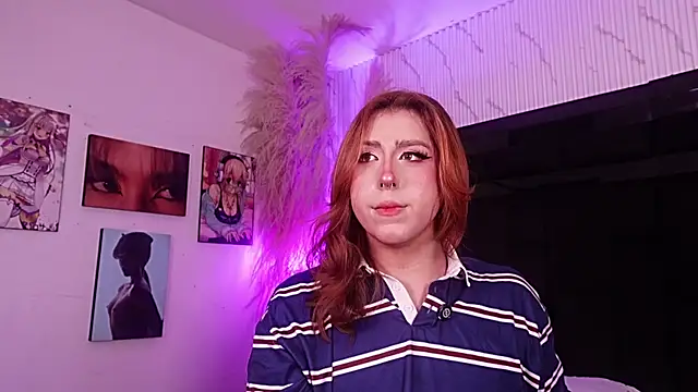 JanneBlossom  online show from May 13, 2026, 9:22 pm
