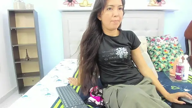 tammy sex25 online show from June 12, 2026, 11:31 am