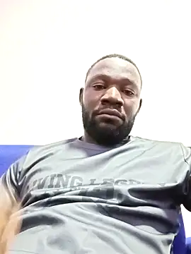 shoodly99 online show from November 28, 2025, 3:42 am