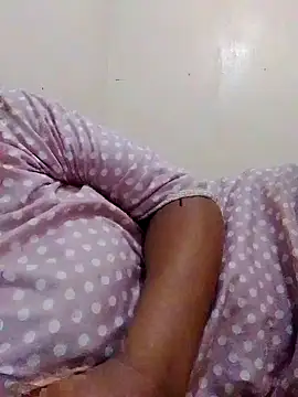 Snapshot of fofay555 chatting on October 27, 2025, 10:08 am fofay555 online show from October 27, 2025, 10:08 am