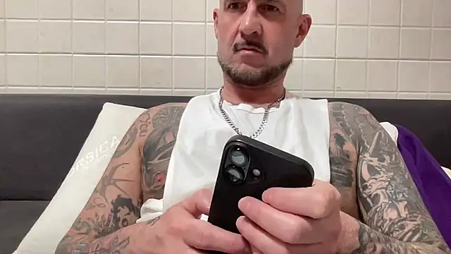 jackssss4 online show from April 15, 2026, 11:38 pm