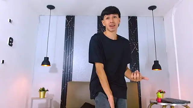 LaPantera Rosa online show from November 5, 2025, 7:47 pm