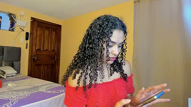 Snapshot of Keniia_rizz chatting on July 17, 2026, 6:13 pm Keniia rizz online show from July 17, 2026, 6:13 pm