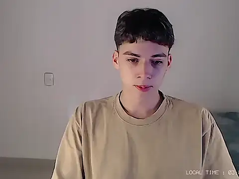 Sett 01 online show from October 26, 2025, 8:04 pm