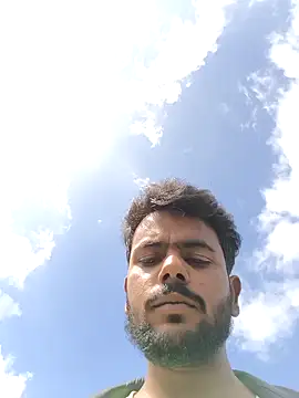 Snapshot of devil_boy_0909 chatting on November 1, 2025, 5:20 am devil boy 0909 online show from November 1, 2025, 5:20 am