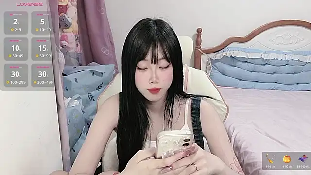 Vivian-88 online show from April 23, 2026, 3:41 am
