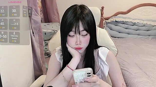 Vivian-88 online show from May 1, 2026, 3:44 am