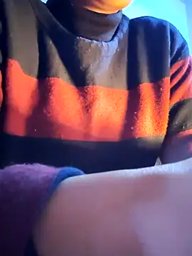 Hot-Rubyy online show from December 18, 2025, 3:40 pm