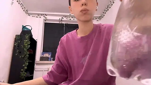 Snapshot of LilithFlamey chatting on October 27, 2025, 12:09 pm LilithFlamey online show from October 27, 2025, 12:09 pm