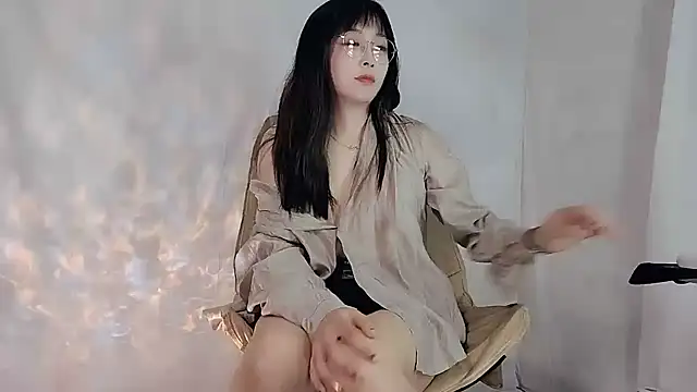 Cherry-666 online show from March 12, 2026, 4:57 pm