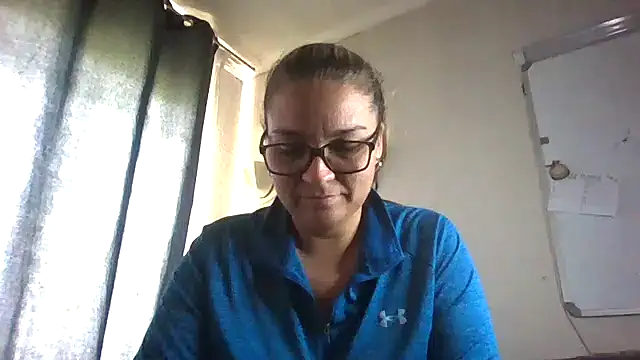 Snapshot of lilMissMarli chatting on February 1, 2026, 11:31 am lilMissMarli online show from February 1, 2026, 11:31 am