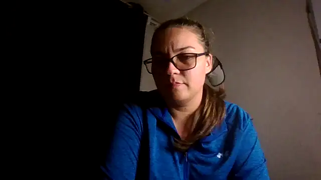 Snapshot of lilMissMarli chatting on February 9, 2026, 8:24 pm lilMissMarli online show from February 9, 2026, 8:24 pm