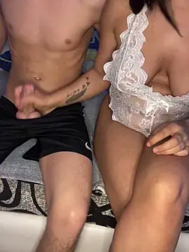 Snapshot of FreeCylinder chatting on March 14, 2026, 7:52 pm FreeCylinder online show from March 14, 2026, 7:52 pm