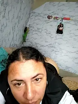 Anny 37 online show from January 7, 2026, 7:27 pm