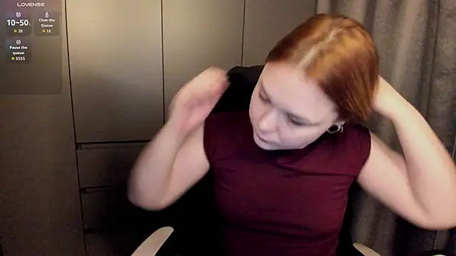 sophia lix online show from April 13, 2026, 5:29 pm