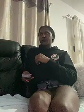 TransGirlBankrollBarbie online show from November 16, 2025, 11:43 pm