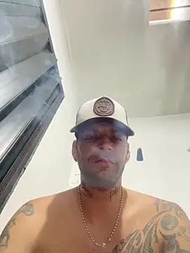 Snapshot of Elbrosss1992 chatting on March 29, 2026, 11:43 am Elbrosss1992 online show from March 29, 2026, 11:43 am