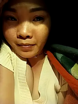 Lovebaby-love online show from November 29, 2025, 1:25 pm