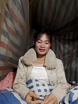 Snapshot of doggy-00 chatting on January 31, 2026, 9:13 pm doggy-00 online show from January 31, 2026, 9:13 pm