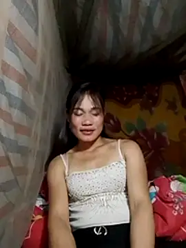 Snapshot of doggy-00 chatting on February 24, 2026, 1:42 pm doggy-00 online show from February 24, 2026, 1:42 pm