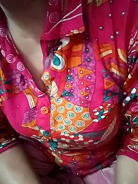 Richarani321 online show from November 22, 2025, 1:43 pm